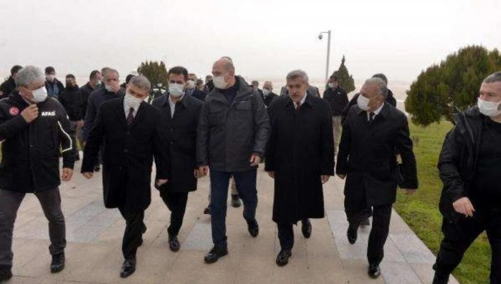 Σ.Σοϊλού: Επισκέφτηκε την κατεχόμενη Συρία με συνοδεία ισλαμιστές της Al Qaeda!